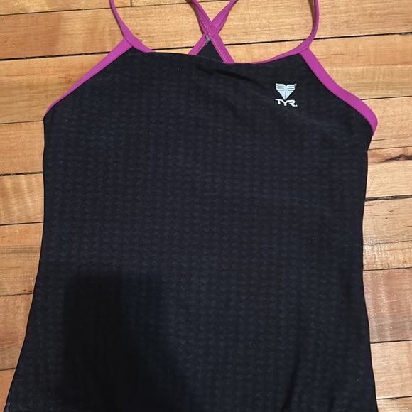 TYR bathing suit - Picture 2 of 2